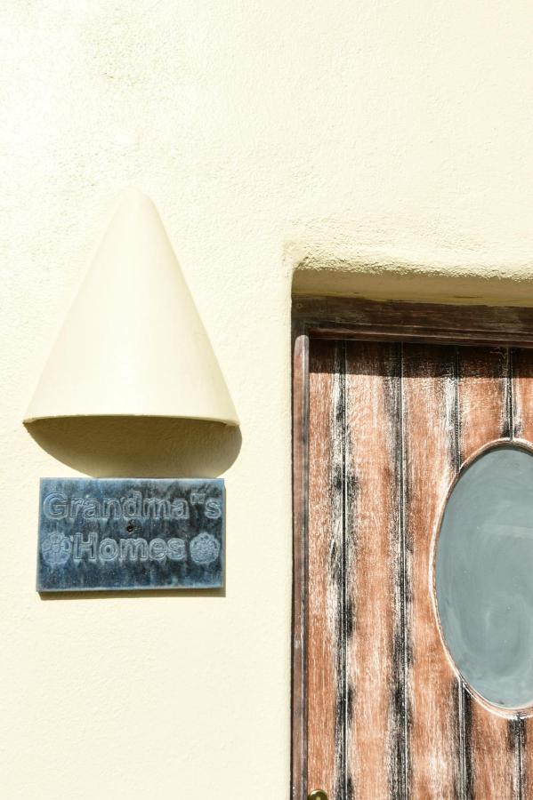 Grandma'S Homes Imerovigli  Exterior foto